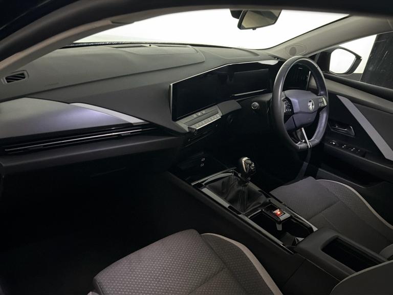 VAUXHALL Astra Photo bsapi-bdcc1d302dc4d7f5635adc2fb01484e319a3cf9c.jpg