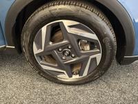 HYUNDAI BAYON Photo 8