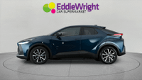 TOYOTA C-HR Photo 3