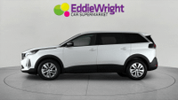 PEUGEOT 5008 Photo 1