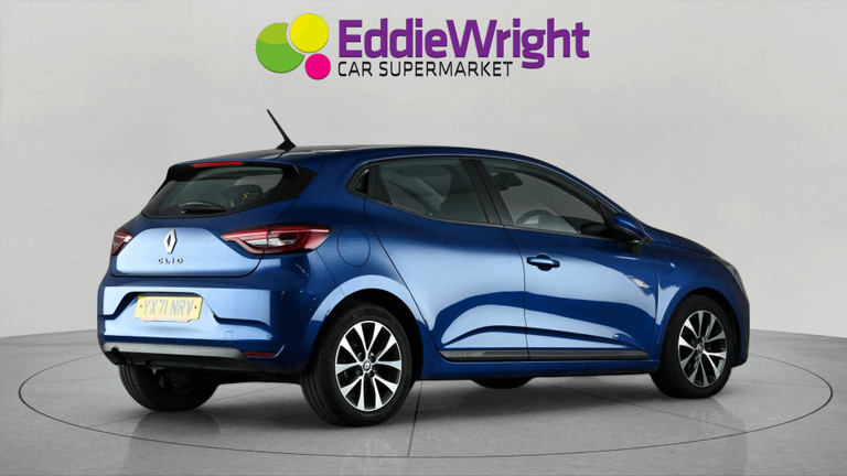 RENAULT Clio Photo bsapi-bf7b95e1e29049de1cbf6be4d943859e110b4d1f.jpg