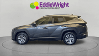 HYUNDAI TUCSON Photo 2