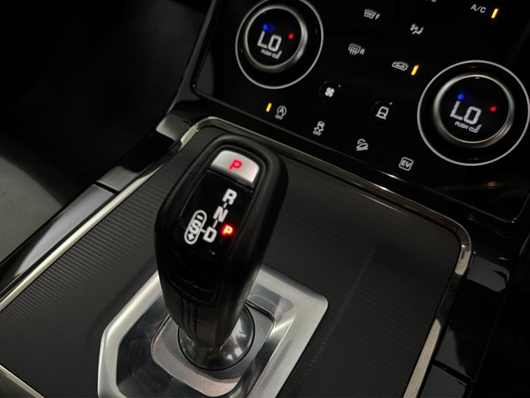 Land Rover RANGE ROVER EVOQUE Photo bsapi-c0e746c136be95065d579368c6493873b2174ae5.jpg
