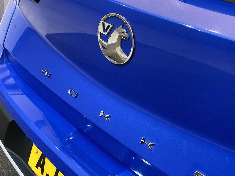 VAUXHALL MOKKA Photo bsapi-c0f1948d10e9e1e23a1e0e726a42c1ddb274a9d4.jpg
