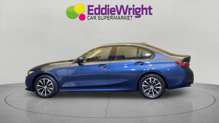 BMW 3 SERIES Photo bsapi-c1534a5510e05debfc382675579fad8547dded30.jpg