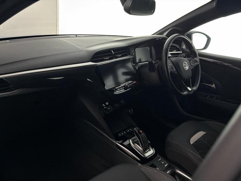 Vauxhall Corsa Photo bsapi-c16a8f4315727c93b52210541468fa3f7994b177.jpg
