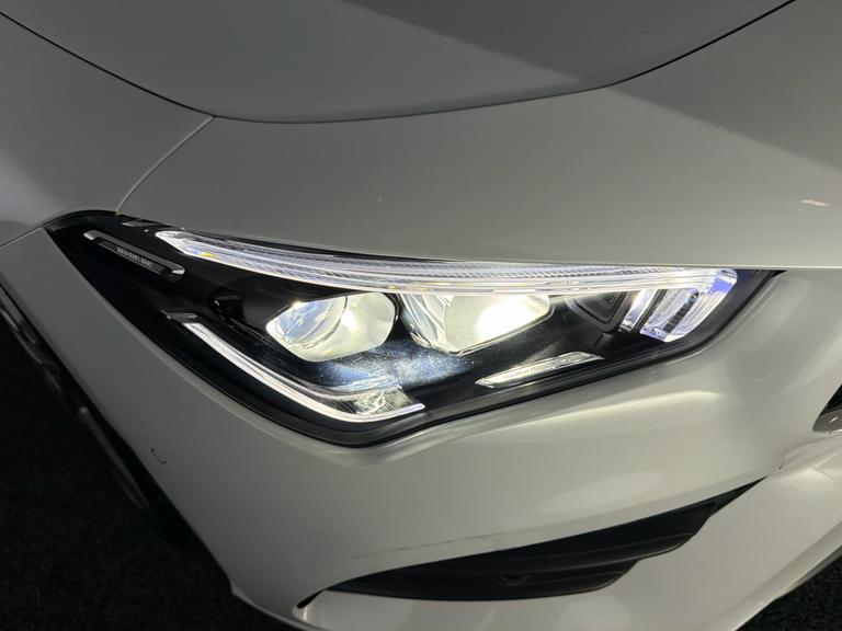 MERCEDES-BENZ Cla Photo bsapi-c24ac36bee5e4d548c359dbbbb6a2abd85a4f23c.jpg