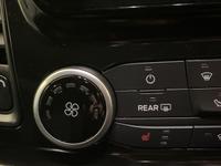 FORD TOURNEO CUSTOM Photo 12