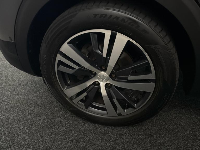 PEUGEOT 3008 Photo bsapi-c3a354635683374bdeb309ed7cd30d0fee62eaf5.jpg