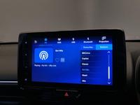 TOYOTA YARIS Photo 9