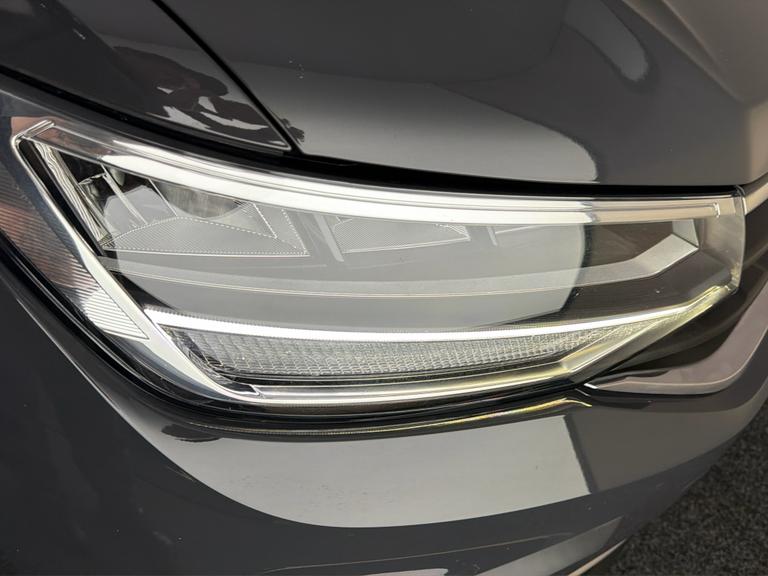 VOLKSWAGEN Tiguan Photo bsapi-c51539c3a6d3bc0bac252ddf886915dfb5bcb6d6.jpg