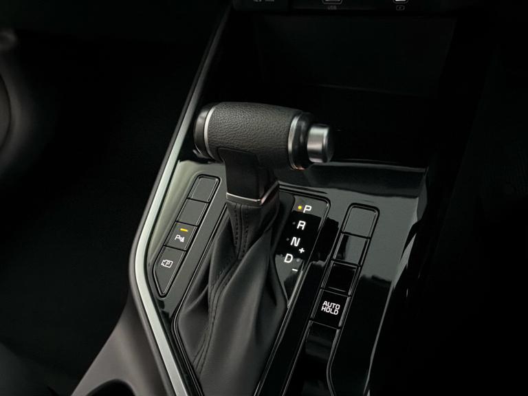 Kia NIRO Photo bsapi-c5433332af27282c2b3c04f5151b04b8f52472b7.jpg