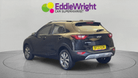 Kia STONIC Photo 1