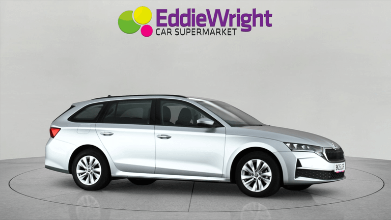 ŠKODA Octavia Photo bsapi-c58b4ee5acb4278e724b83ab2bb532105234deba.jpg