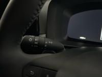 TOYOTA C-HR Photo 31