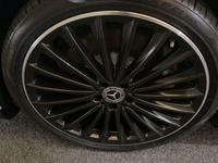 MERCEDES-BENZ EQE Photo 26