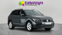 VOLKSWAGEN Tiguan Photo 0