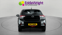 VAUXHALL Corsa Photo 5