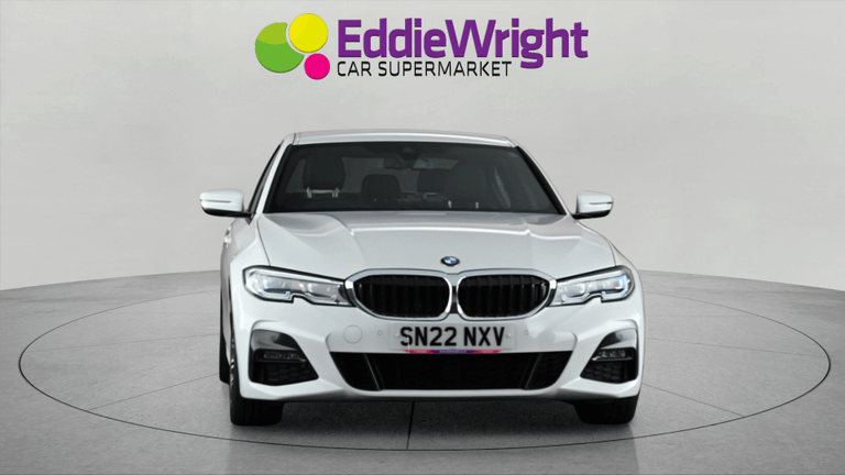 BMW 3 Series Photo bsapi-c6ae1c614fb23953d76a941c8495937fa2391161.jpg