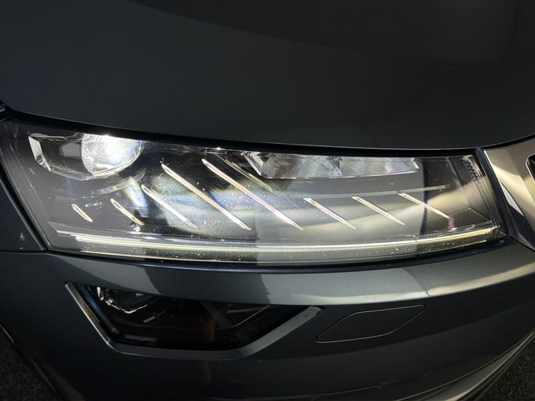 ŠKODA Karoq Photo bsapi-c877933e5a2b34ab84f46c68b5da88fb8f0004b9.jpg