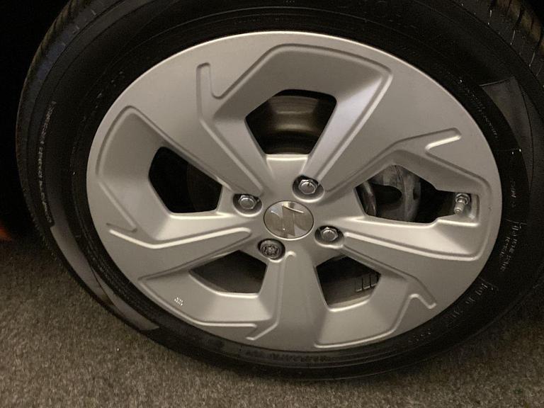 SUZUKI SWIFT Photo bsapi-c8c915ab51f31854b9d5e422824bd7fbd50b91d7.jpg