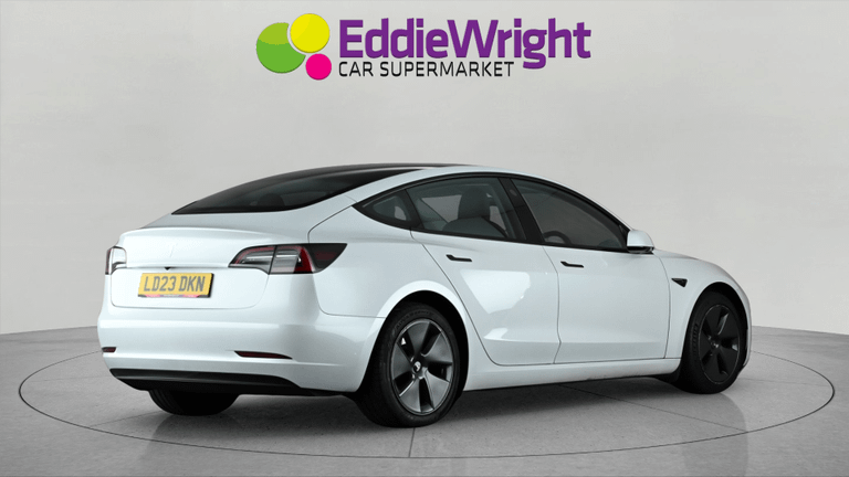 TESLA Model 3 Photo bsapi-c96085503b985df1c6b666d9b5b077fb927c8a94.jpg