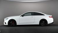 MERCEDES-BENZ E CLASS Photo 3