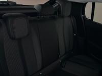PEUGEOT 208 Photo 13