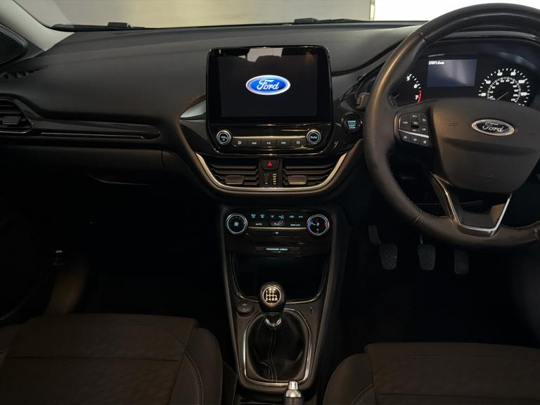 FORD Puma Photo bsapi-c9f267970e17d5837e14f9cbe95f3b47ce96df01.jpg