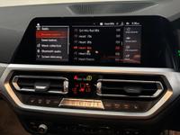 BMW 3 SERIES Photo 10