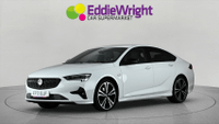 VAUXHALL Insignia Photo 2