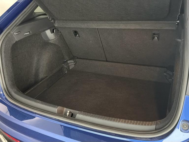 Volkswagen TAIGO Photo bsapi-ca5f2d5609c6b2afc5a2771f7476889923134155.jpg