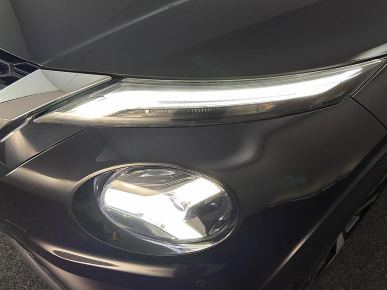 NISSAN Juke Photo bsapi-ca7692bb8b46667be6759330e8fa232418238fa5.jpg