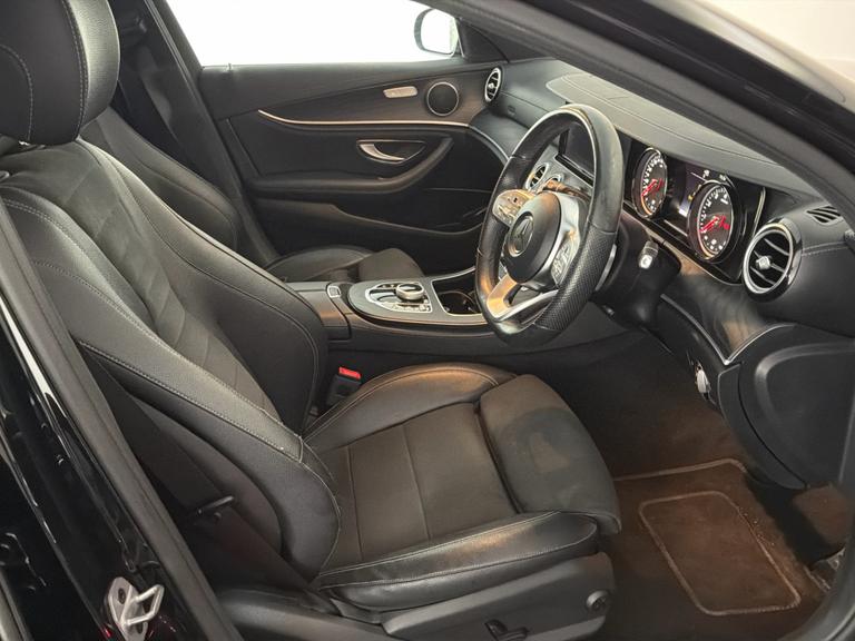 Mercedes-Benz E Class Photo bsapi-cb40377bcc8bce5f0d2e1923bad87c5df4560cbf.jpg