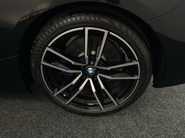 BMW Z4 Photo bsapi-cc6bdedb9642db6f83343edf2cbc8dbc08096507.jpg