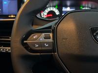 PEUGEOT 208 Photo 18
