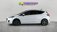 Ford FIESTA Photo 2