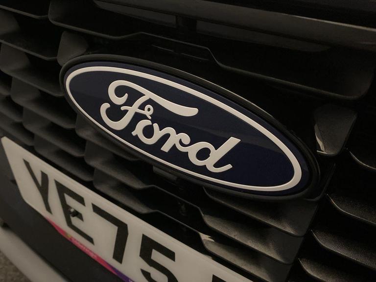 FORD PUMA Photo bsapi-cebe7760faad17d5d08339b3eda6d7e2f4ef803d.jpg