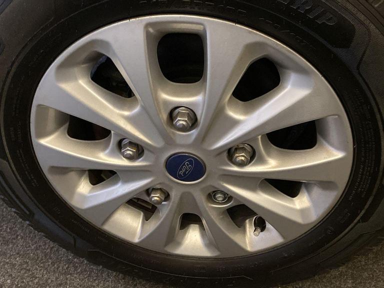FORD TOURNEO CUSTOM Photo bsapi-cec9781a1d4c8a296f1d05745bef59431843cf9d.jpg