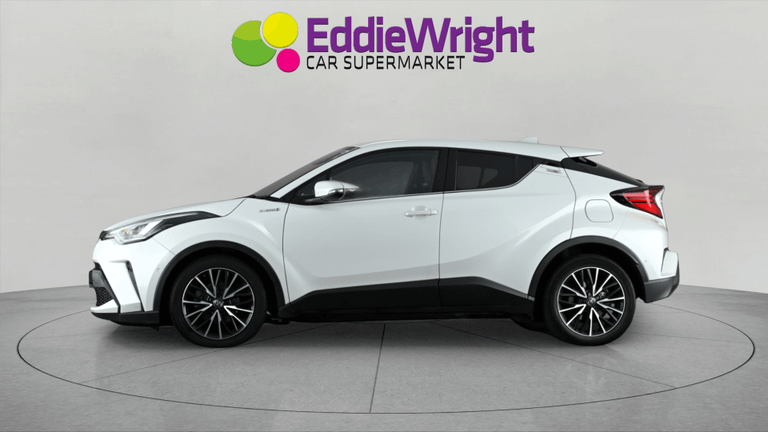 TOYOTA C-Hr Photo bsapi-cef8ebf7c03271a61f73d693d2b3ddfcbdc9c8e9.jpg