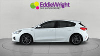 Ford FOCUS Photo 2