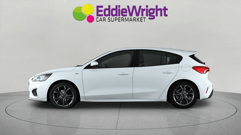 Ford FOCUS Photo bsapi-cf952cbfe69e3e441302de808f11d23416e2fb1b.jpg