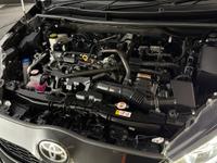 TOYOTA Yaris Photo 13
