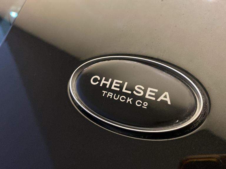 LAND ROVER DEFENDER 110 Photo bsapi-cfc0428baba3e84278875ba3f84db51663b22b60.jpg