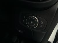 Ford FIESTA Photo 32