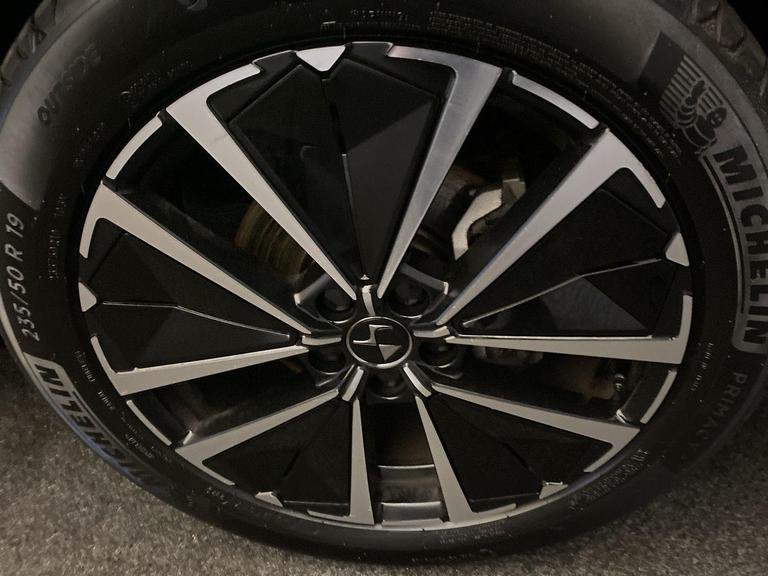 DS Automobiles DS 7 Photo bsapi-d08f4f46ff78d06168ed68d8701edcb8eaf0c663.jpg