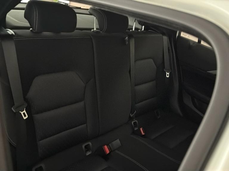 INFINITI Q30 Photo bsapi-d2b31819194f67ac1789b5eebb0dbd1e71faf42b.jpg