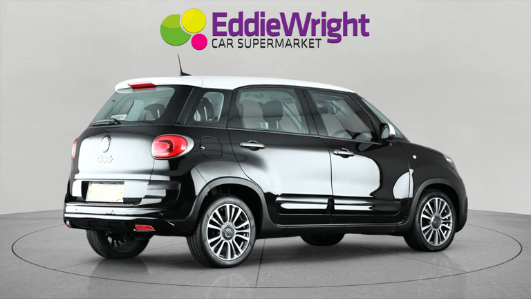 FIAT 500L Photo bsapi-d35ebbc28bf49d2276cffe486c53e6233c228c8a.jpg