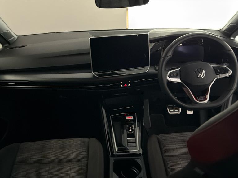 Volkswagen GOLF Photo bsapi-d448081e25aed20cfdf5e4f15fbbdbc33bcd098d.jpg