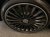 MERCEDES-BENZ EQE Photo 8